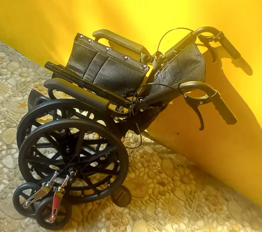 Kursi Roda Portable