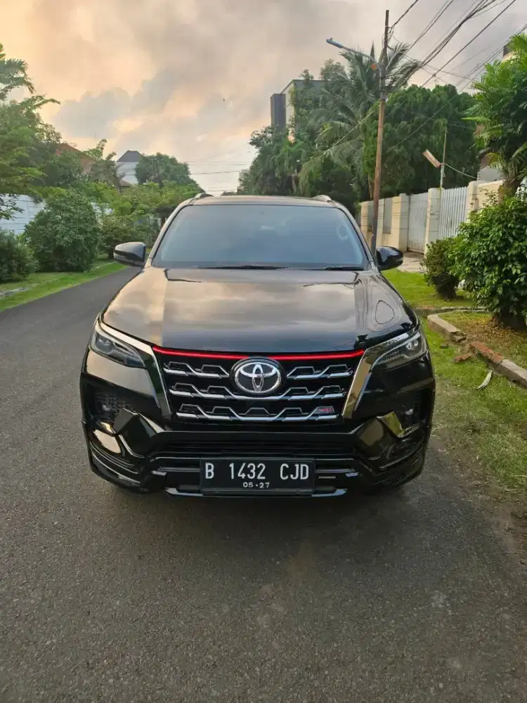 Toyota fortuner vrz at 2017 upgrade trd 20/21 list merah