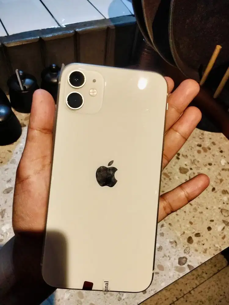 iphone 11 128g inter
