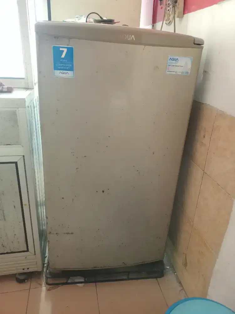 BU DIJUAL FREEZER ES BATU