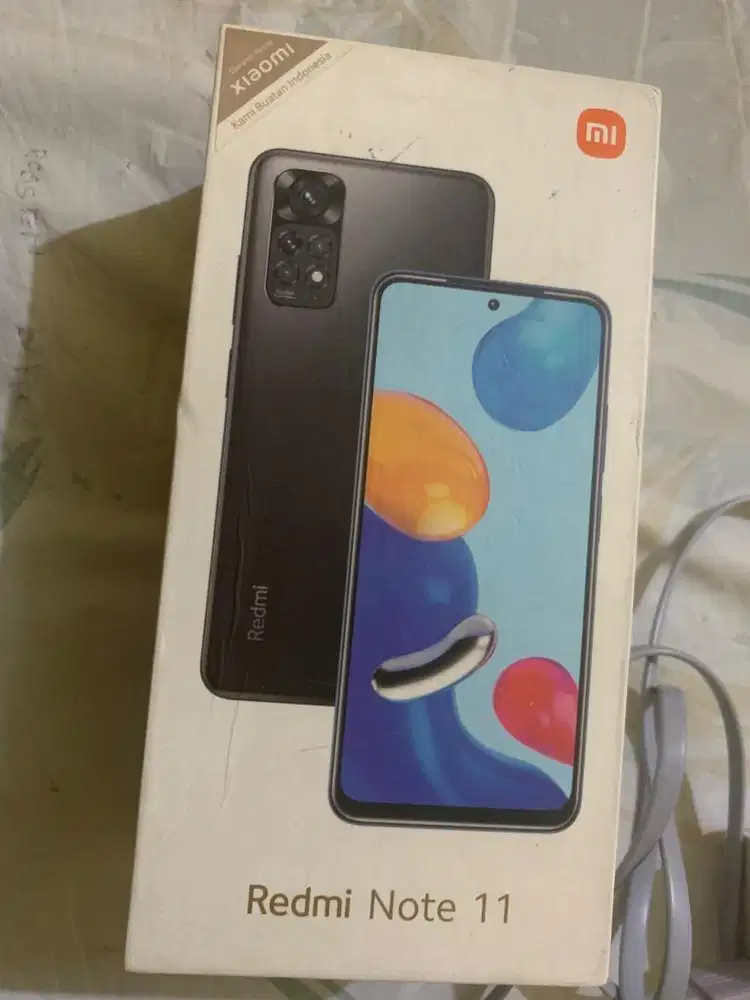 Di jual xiaomi redmi note 11 4 GB / 128 GB