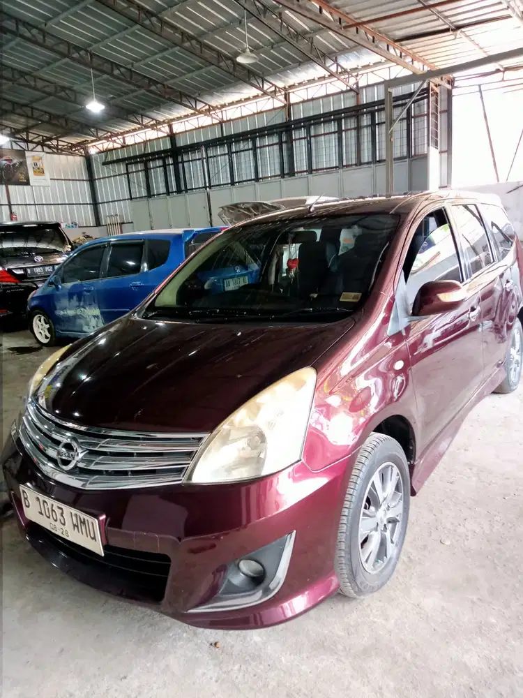 Nissan Grand livina 2012 Bensin Highway Star 1800CC