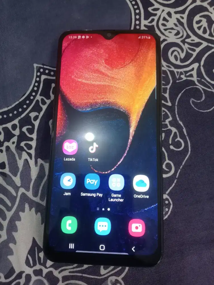 Samsung a50 ram 4)64/4g
