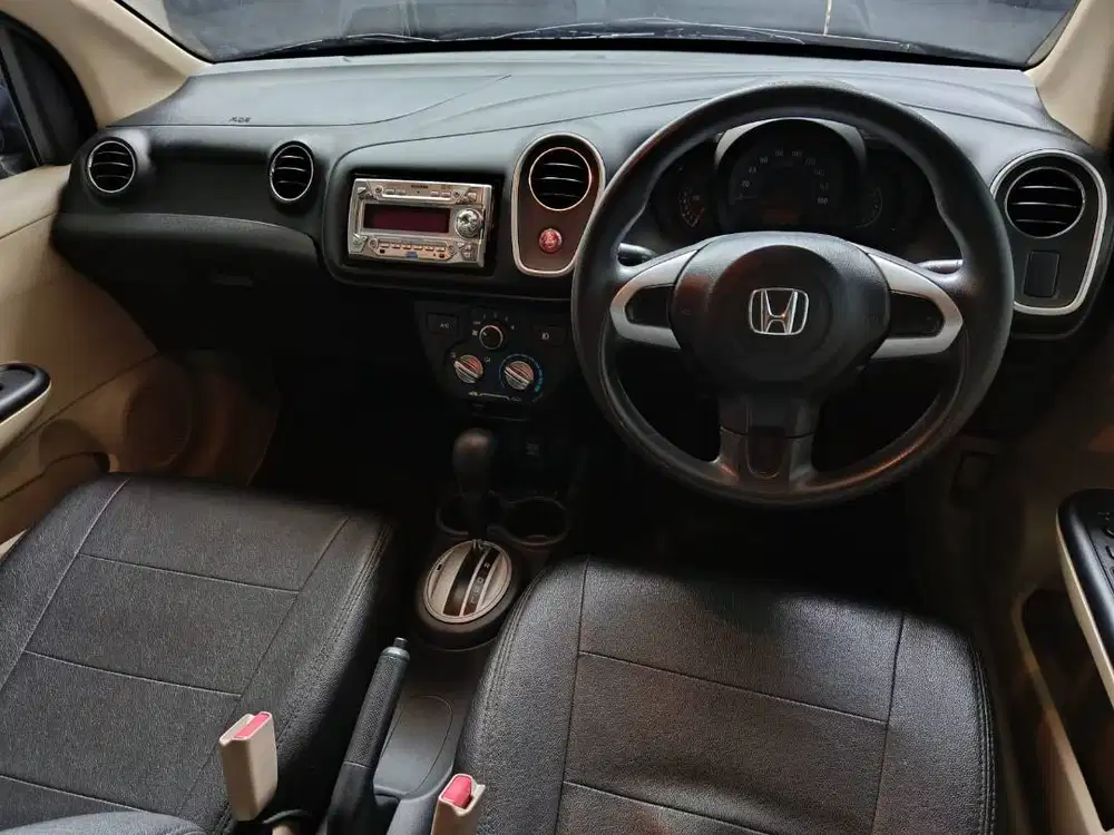 Honda  E AT Tahun 2015 - 2016 Good Condition