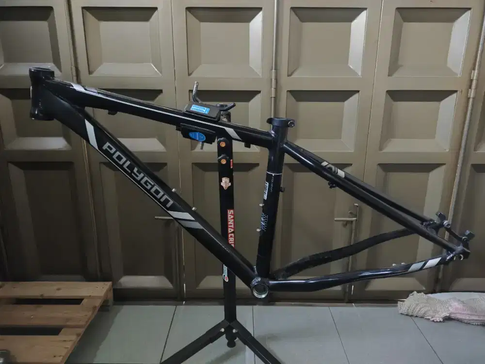 Polygon xtrada 3 size s 27,5 ( frame saja )
