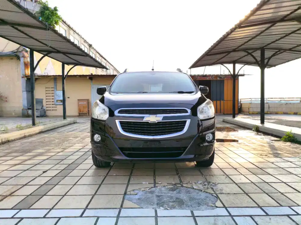 Low KM Tangan Pertama Chevrolet Spin LTZ 2013 Automatic Matic