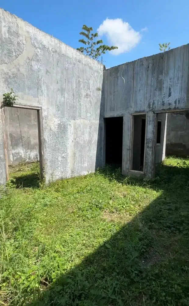 Rumah setengah jadi luas 250 bagunan kokoh cocok untuk villa