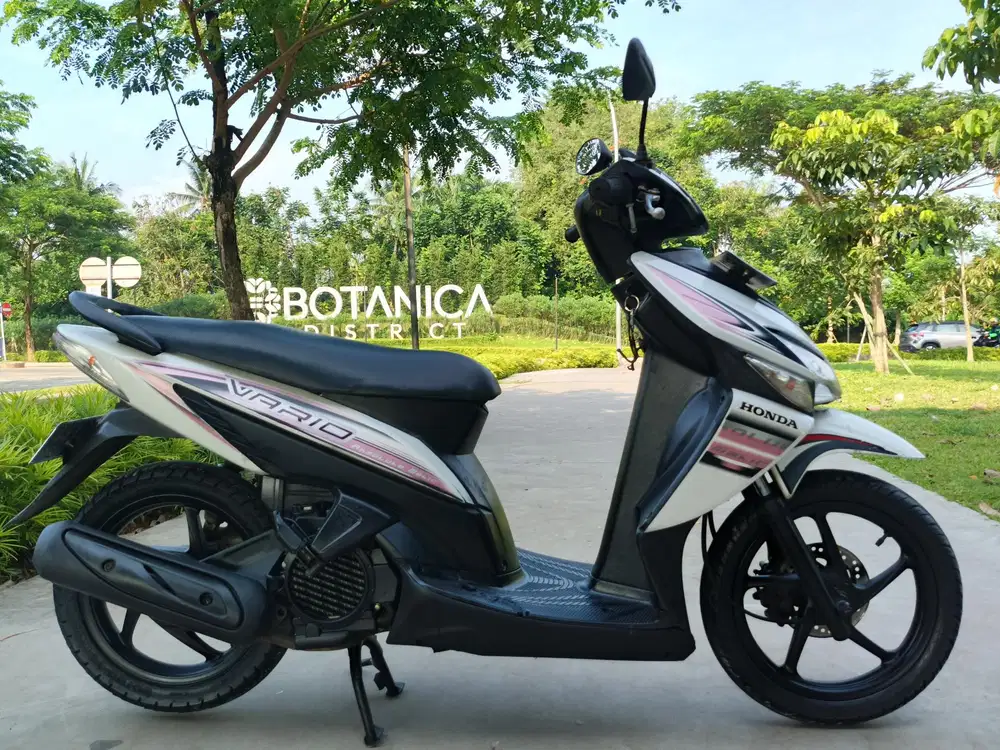 Honda Vario 2010 stater tokcer halus mulus terawat