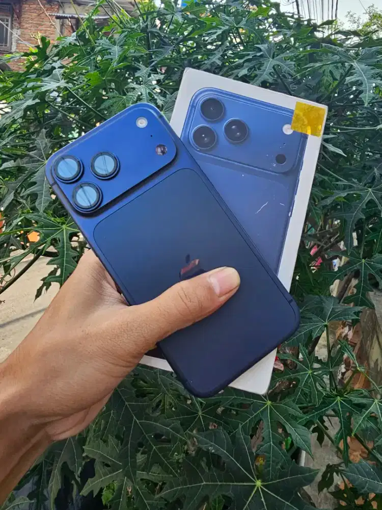 Iphone 17 promax 512 beacukai resmi deep blue
