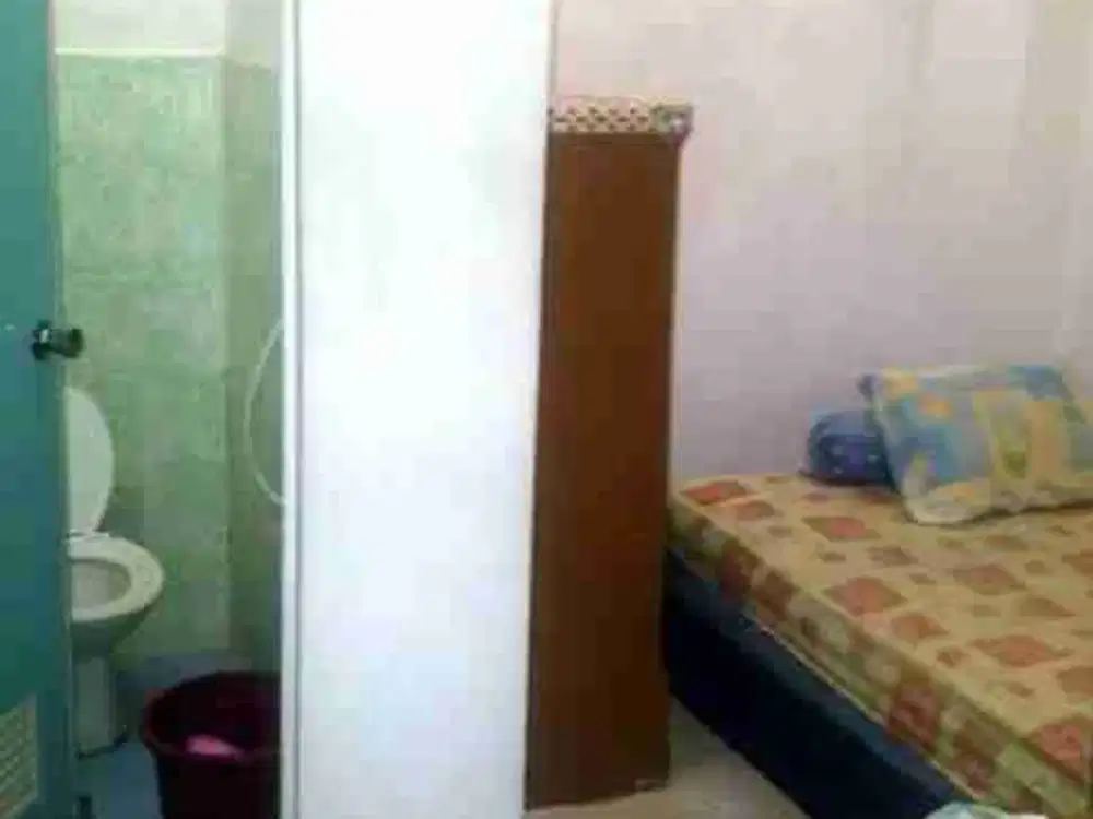 kos harian kamar mandi dalam jakarta barat