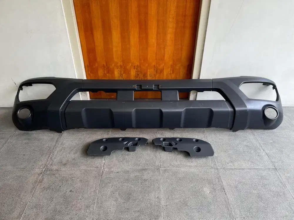 Bumper / Bemper Hino 500