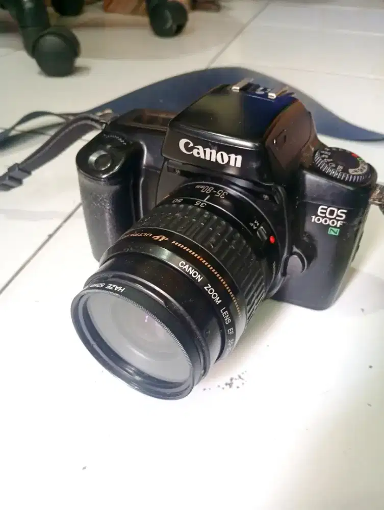 Kamera canon EOS 1000F