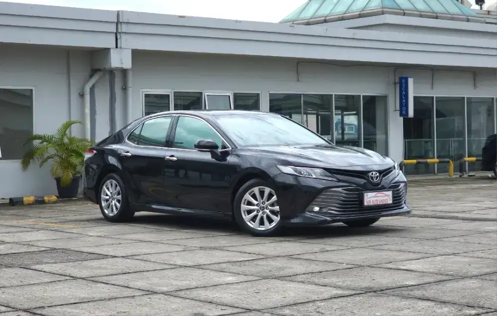 [Km 62rb] Toyota Camry 2.5 V AT 2019