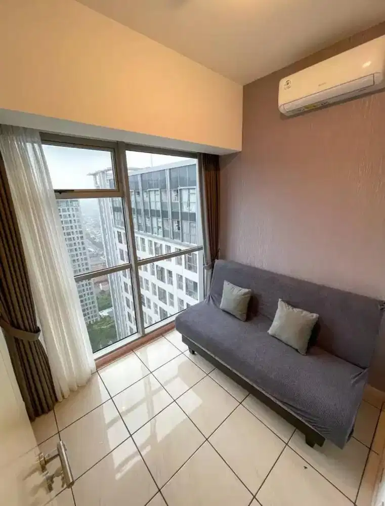 Mtown 3BR rapi terawat, furnish. Tinggal bawa koper aja