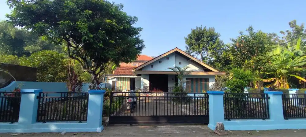 DIJUAL RUMAH HOOK NYAMAN & LUAS DI GOMBONG, KEBUMEN