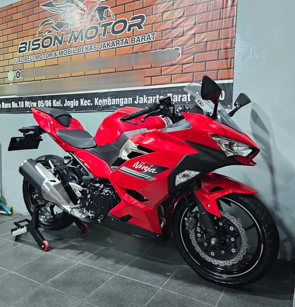 Seperti baru! KAWASAKI NEW NINJA 250 FI LED 2024 Pajak ON 250fi