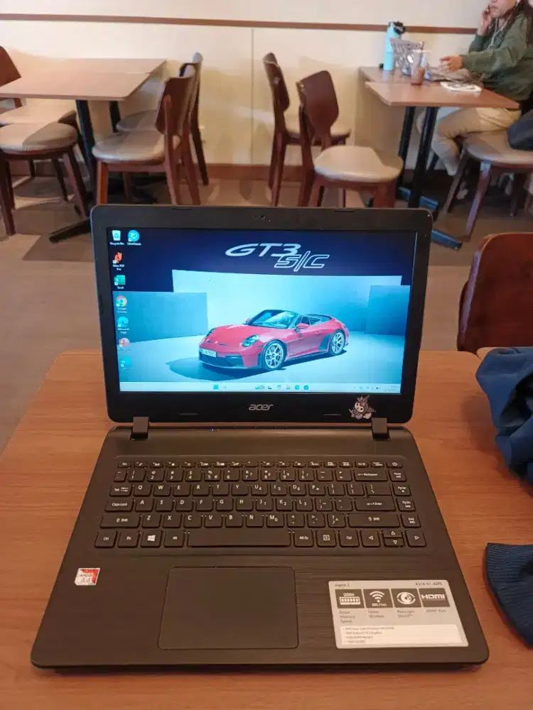 Laptop Acer Aspire 3 a314
Proccesor AMD A4-9120e
Ram 8gb ddr4
SSD256gb