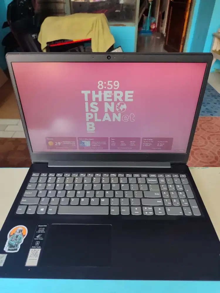 Laptop ideapad s145