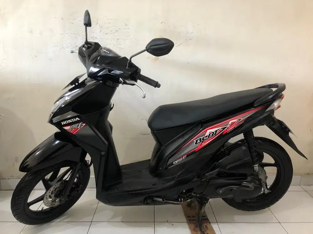 Honda Beat Fi th.2013 hitam!!
