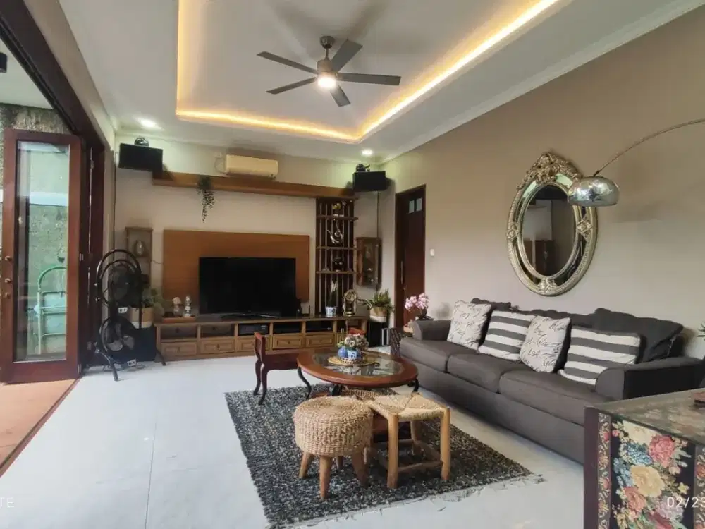 Rumah Pondok Bambu Kav AL luas 375mtr 3 lantai siap huni