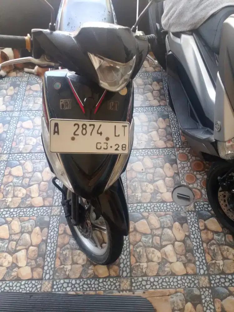 Mio j MTR rawatan di jamin halus,pajak hidup,plat pnjang,siap pake