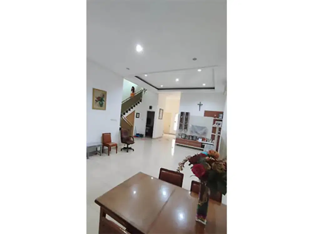 Rumah Puspa Gading, Kelapa Gading Luas 8x18m2