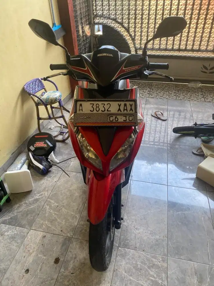 Jual vario techno 2011 karbu