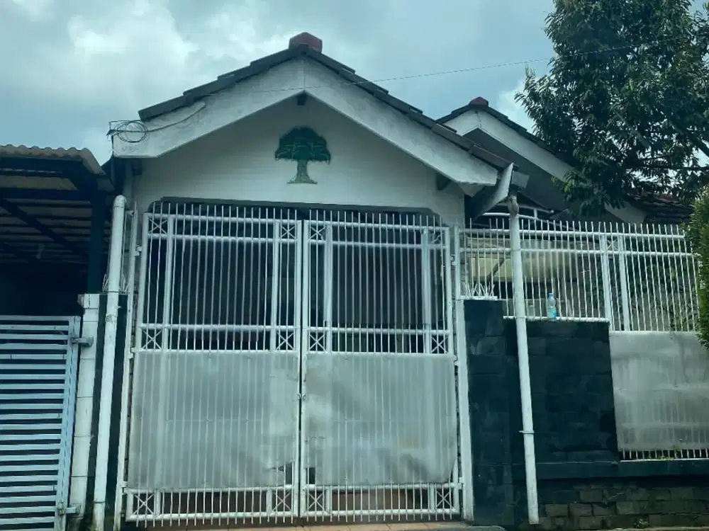 Dijual Rumah 1 Lantai Semi Furnished Tanah Luas di BSD Dekat AEON Mall dan Akses Tol