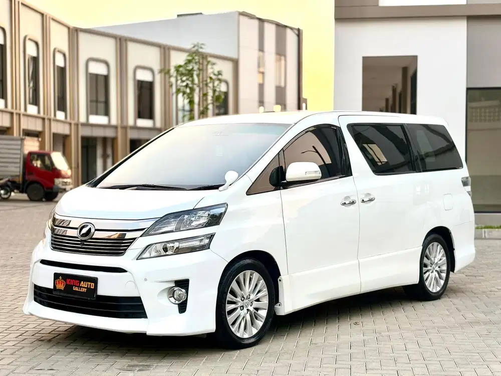 Vellfire ZG Premium Sound 2.4at 2014