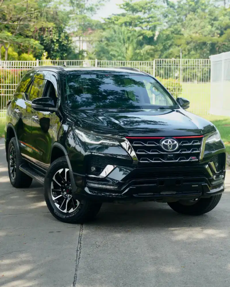 CASH Termurah Toyota Fortuner 2.4 VRZ TRD Sportivo 2021 low KM tgn 1