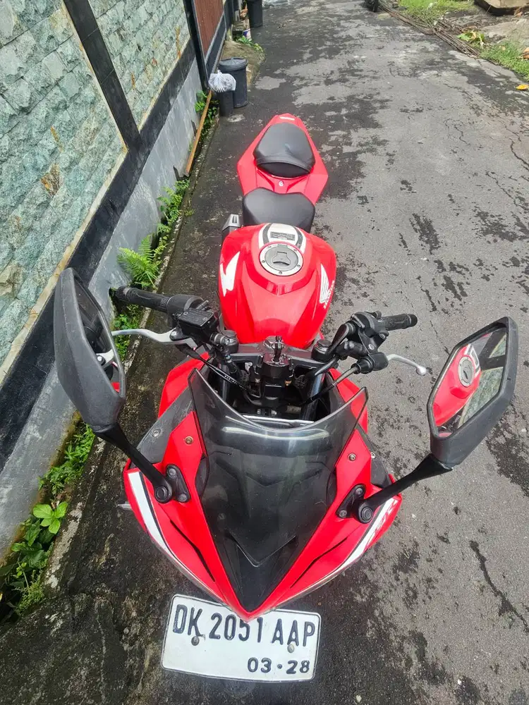 HONDA CBR 150R LENGKAP