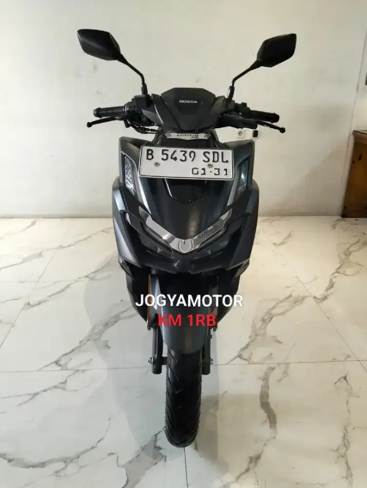 1 - HONDA Vario 160 CBS Tahun 2026