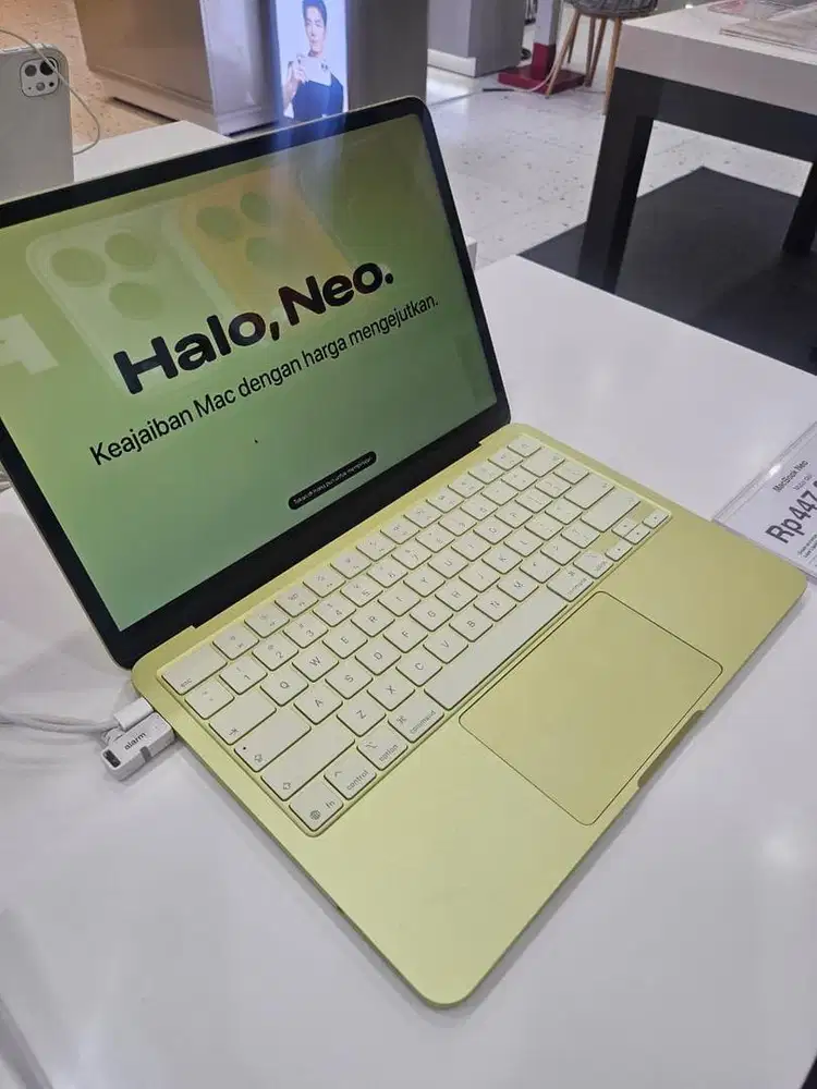 MACBOOK NEO PROMO TRIPLE ZERO 0% DI HOME CREDIT