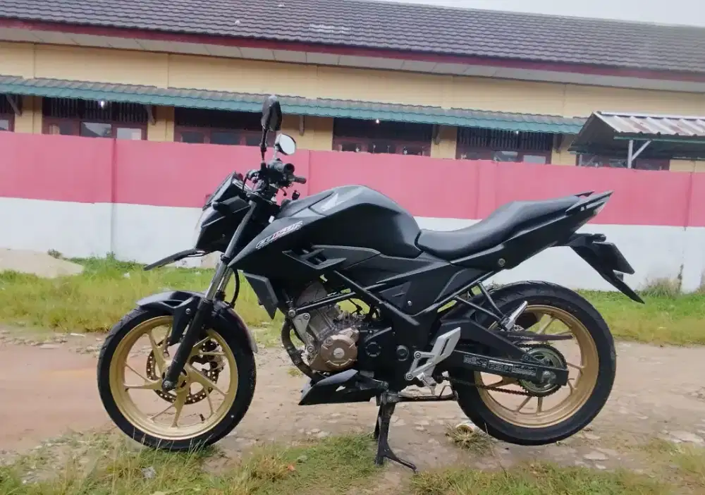 Jual Honda CB150R 2017