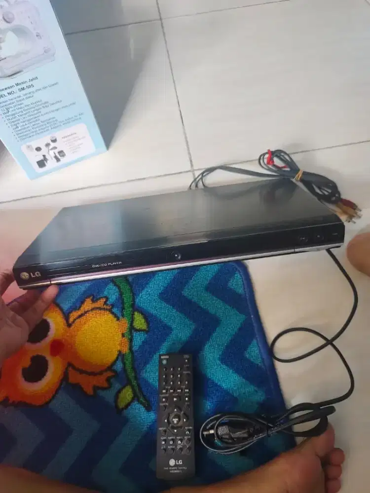 Dvd player second RUSAK