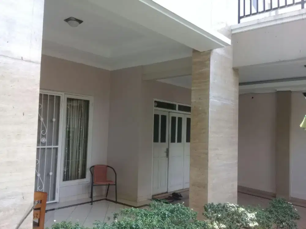 Rumah Mewah Setiabudi luas 280mtr dekat Menteng Sudirman