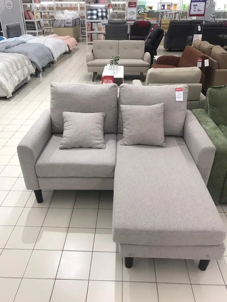 Selma Tavor Sofa Fabric 2 Seater Dengan Bangku - Abu-abu