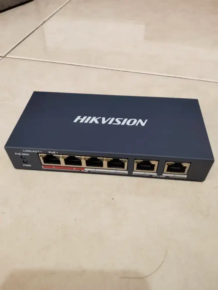 Hikvision POE switch 4 port
