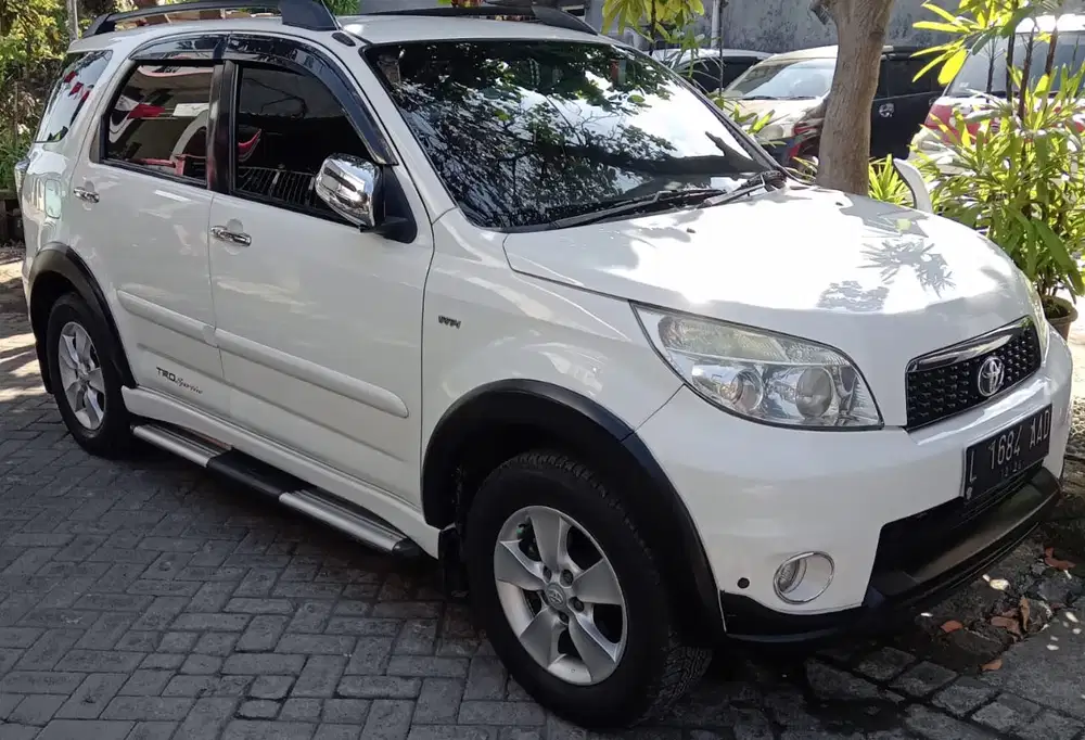 Toyota Rush 2012 Bensin
