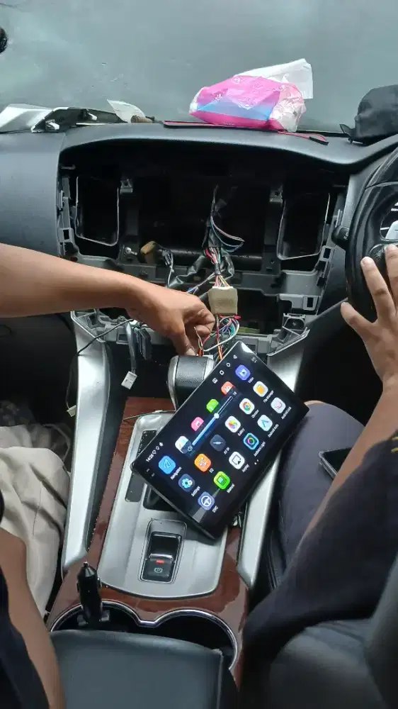 Jasa pemasangan audio mobil dan servis power