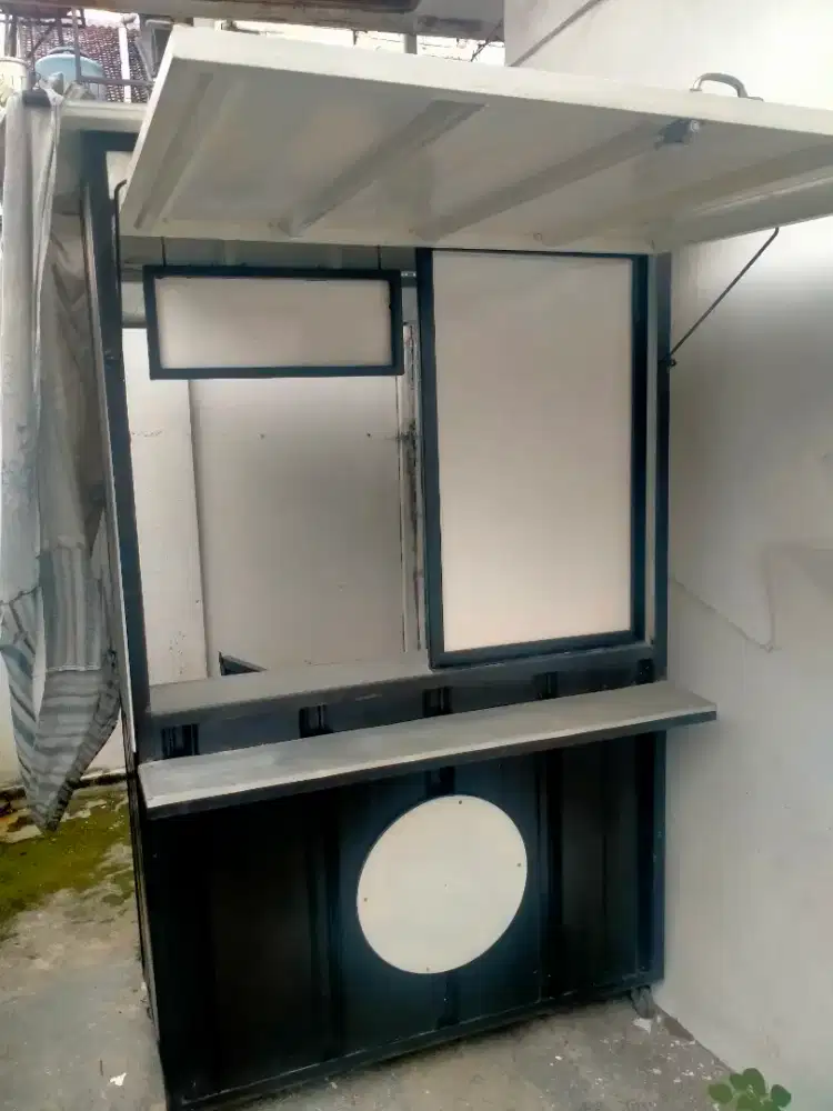Counter Jualan Minuman dan Cashier