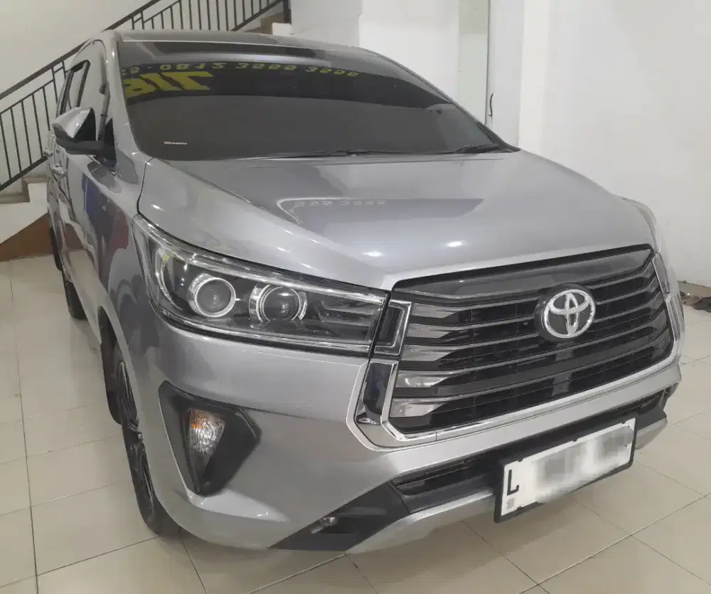 Toyota Innova Reborn V Diesel 2021 Silver Automatic