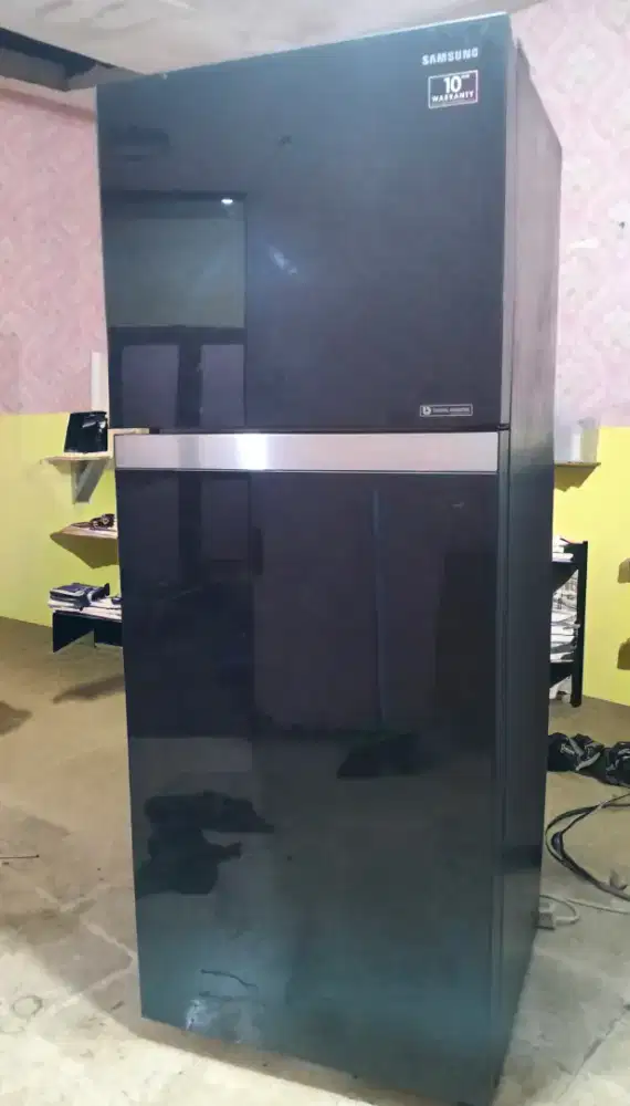 Kulkas SAMSUNG IINVERTER TEMPERED GLASS 400 Liter