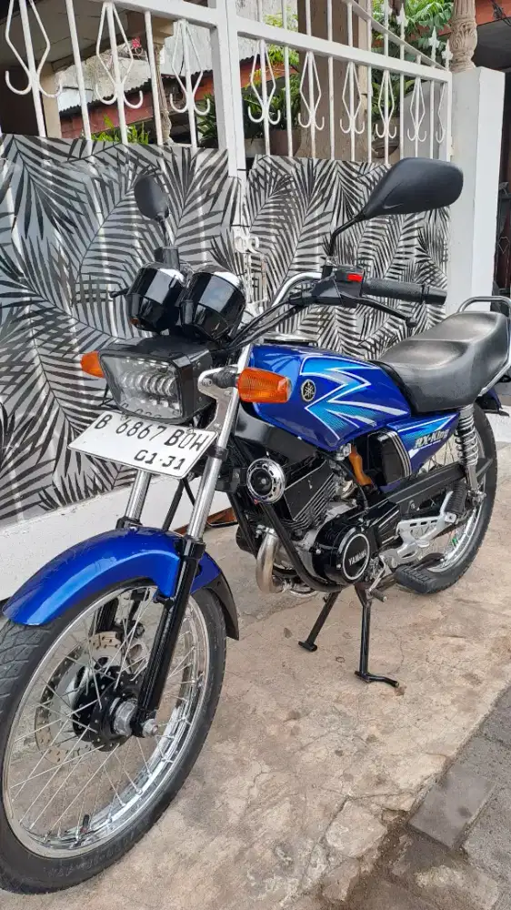 Di jual birunya cinta