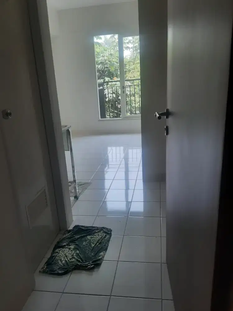 For Sale !!! Apartemen Podomoro Golf View