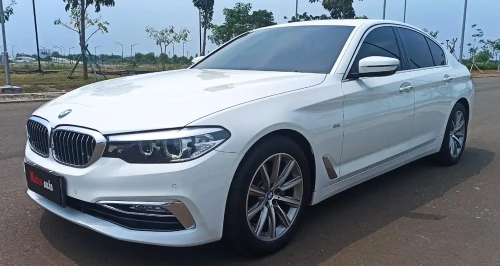 BMW 520i Luxury Line 2019/2018
