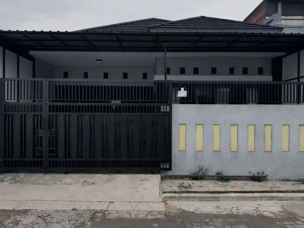 DIJUAL RUMAH DI MARGAHAYU RAYA BUAH BATU BANDUNG 2 LANTAI SEMI FURNISHED