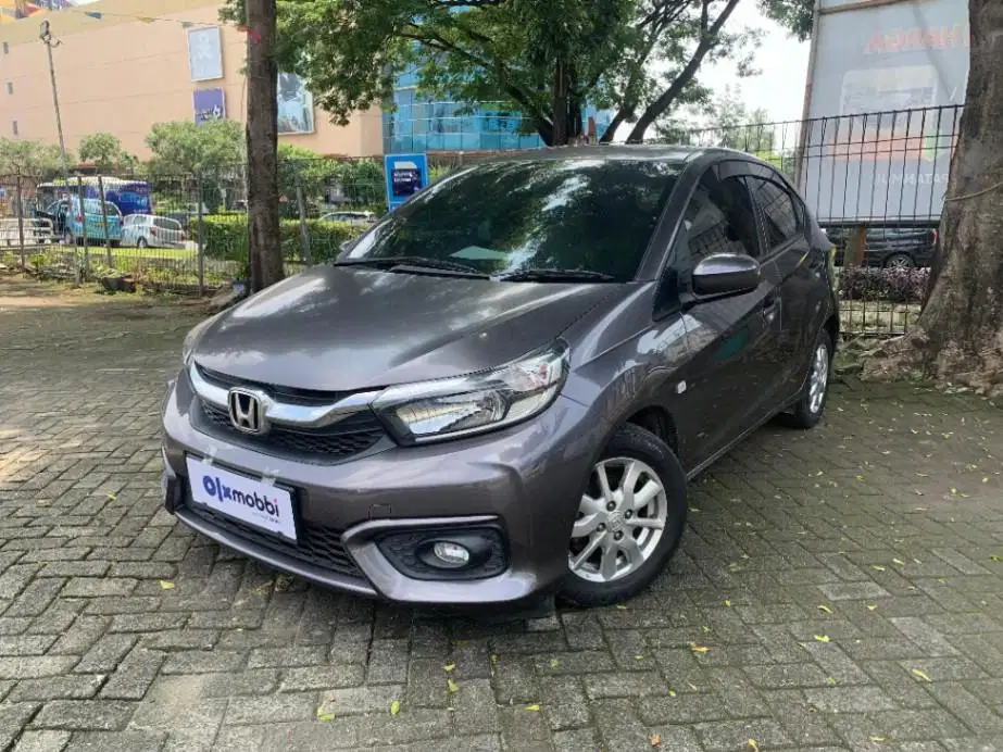 DP MURAH Honda Brio Satya 1.2 E Bensin-AT 2019 Abu-Abu CBYTB