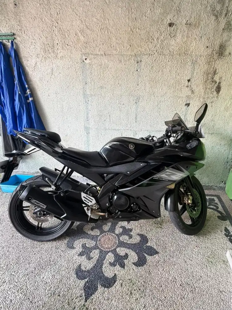 Yamaha R15 v2 2014