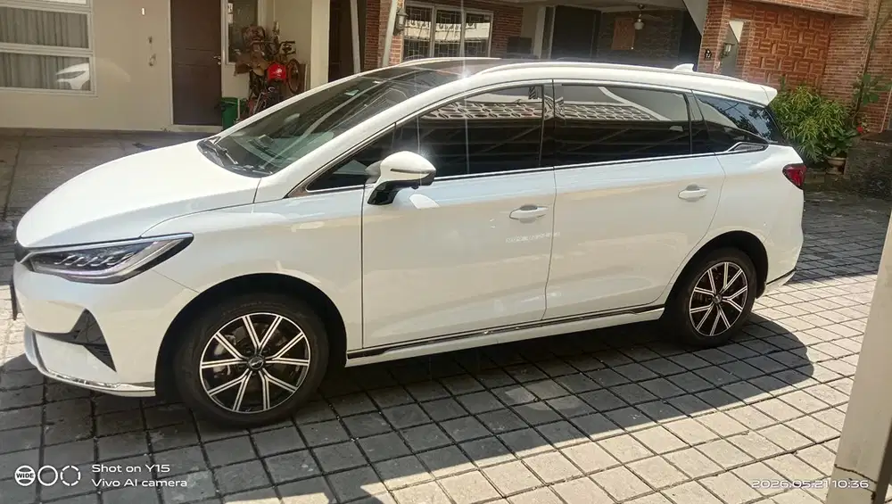 BYD M6 2024 Listrik